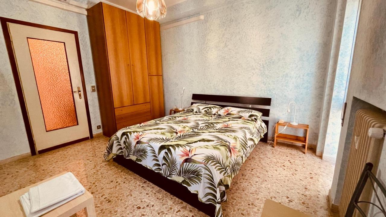 Casa Imma Lake, Center And Everything You Need Desenzano del Garda Luaran gambar
